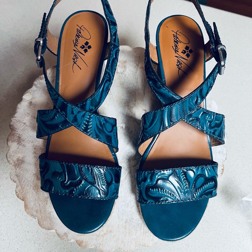 Patricia Nash Blue Sandals with Textured Straps